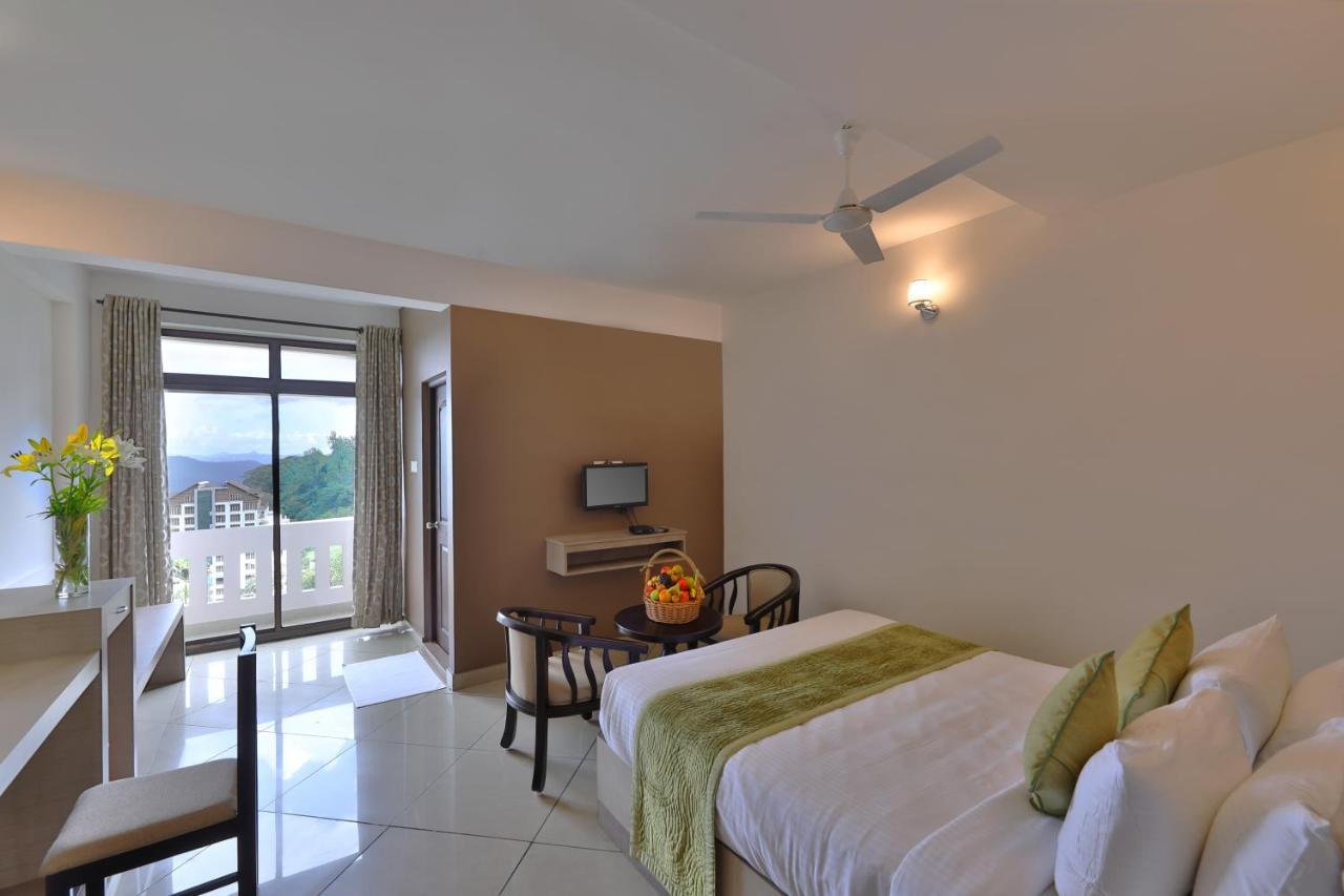 Tea Castle Munnar Hotel Ngoại thất bức ảnh
